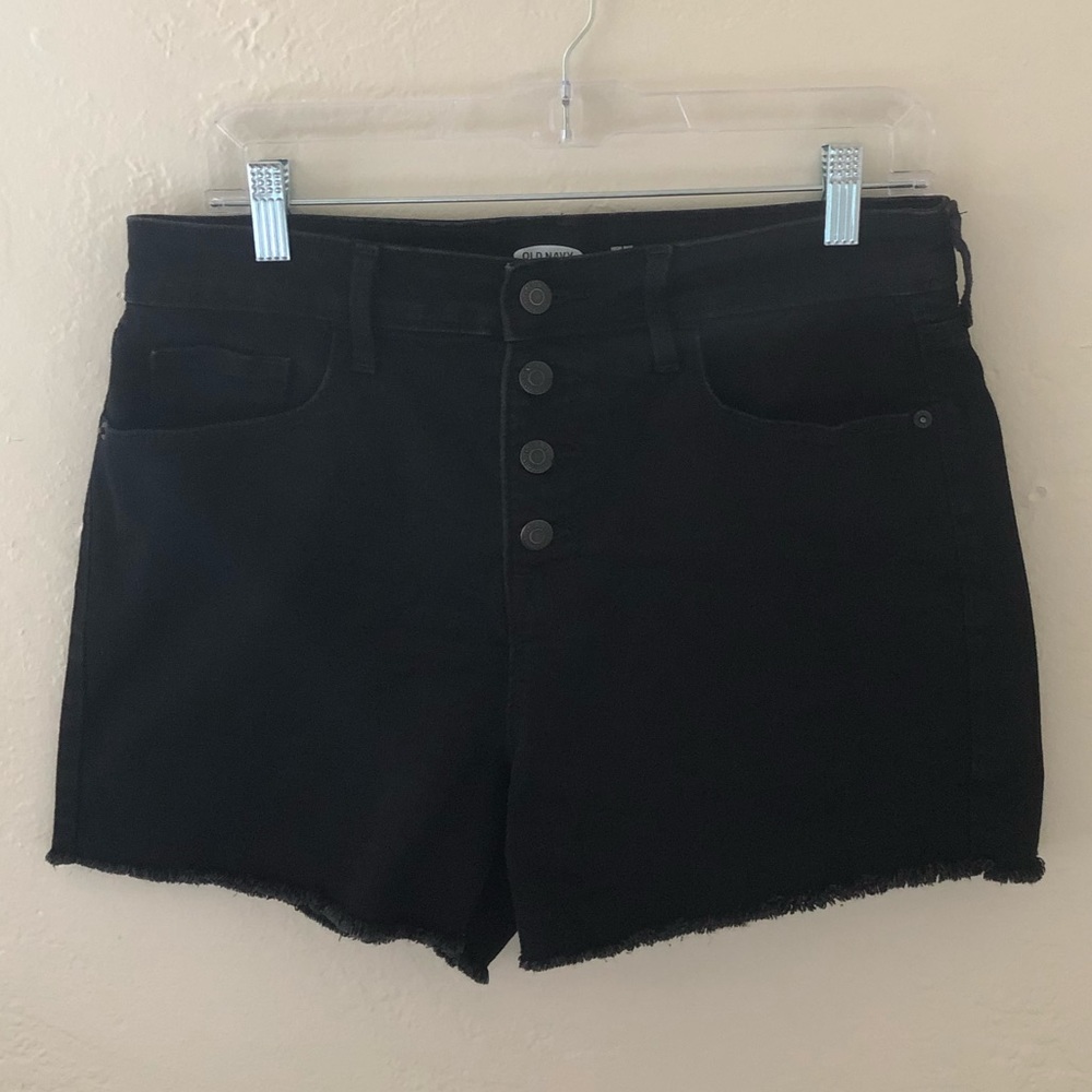 High rise black shorts